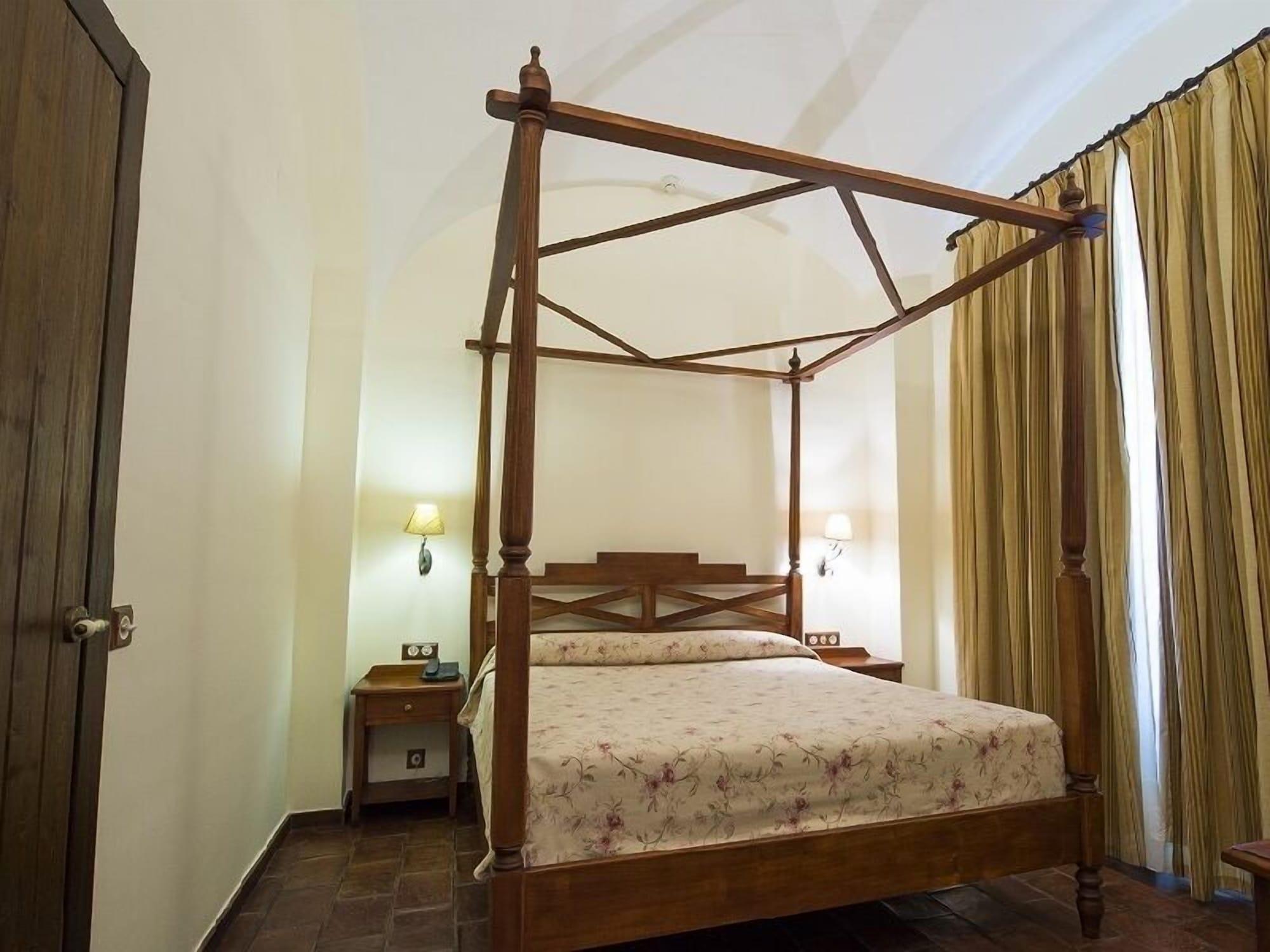 Hospedium Hotel Cortijo Santa Cruz Villanueva De La Serena Exterior foto